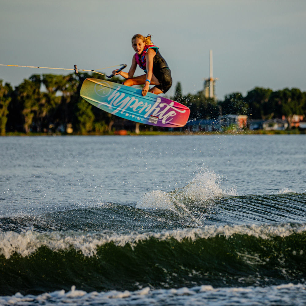 Hyperlite Women's Divine Wakeboard w/ Allure Bindings